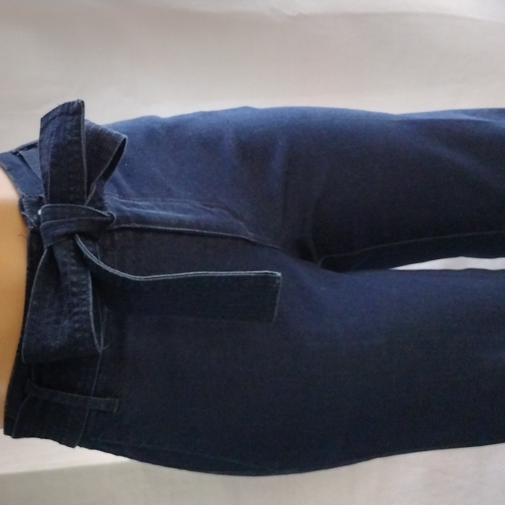 A New Day belted wide leg jeans size 2